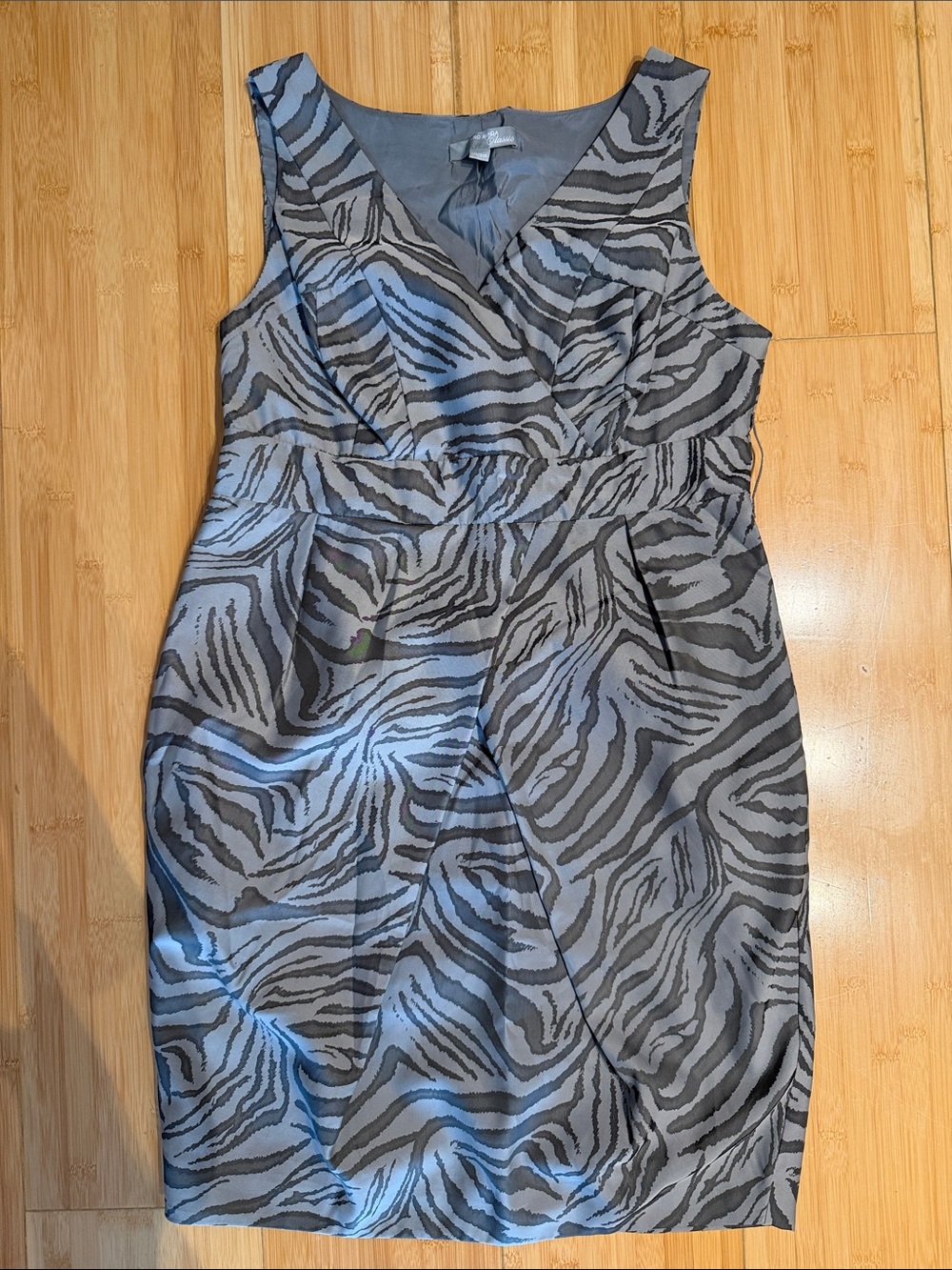 Vero Moda Sleeveless Gray Zebra-Print Sheath Dress